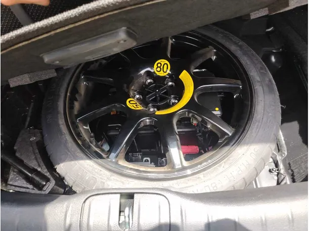 Car image 42