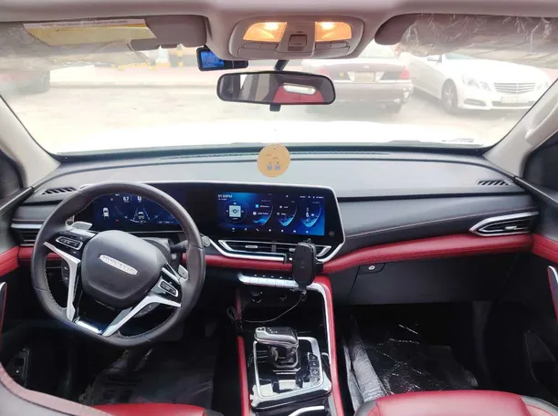 Car image 20