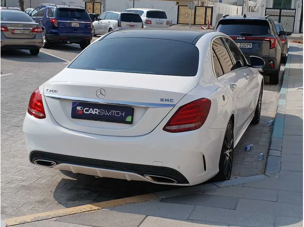 Car image 5