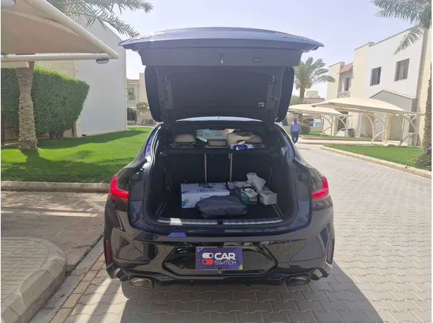 Car image 22