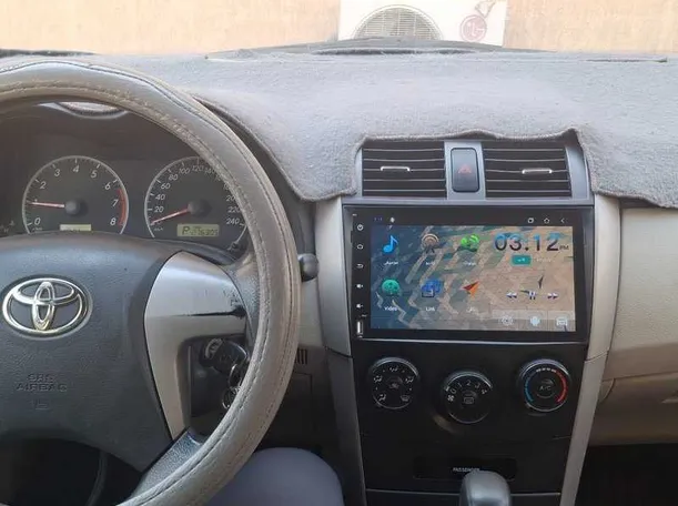 Car image 9