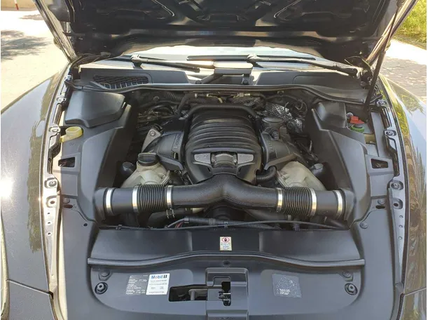 Car image 29