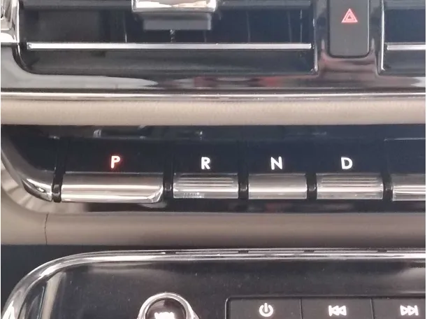 Car image 29