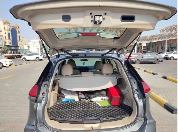 Car image 23