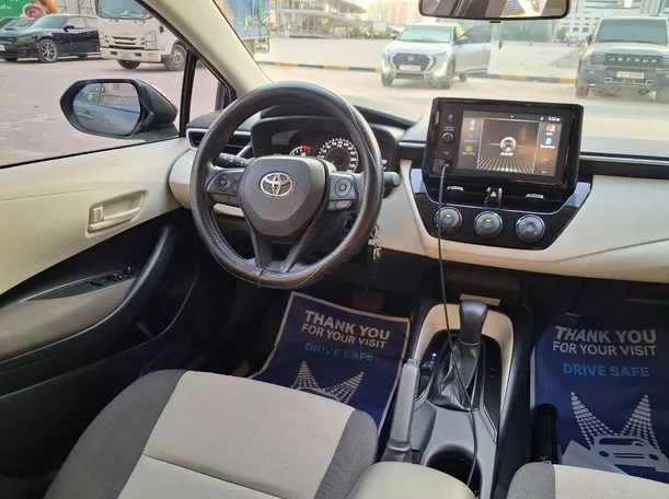 Car image 17