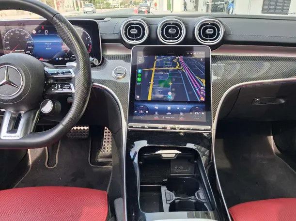 Car image 18