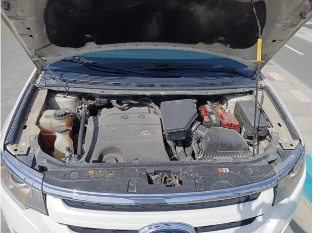 Car image 20
