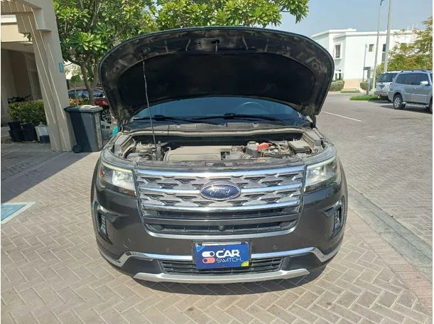 Car image 28