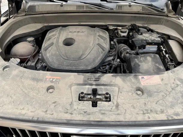 Car image 32