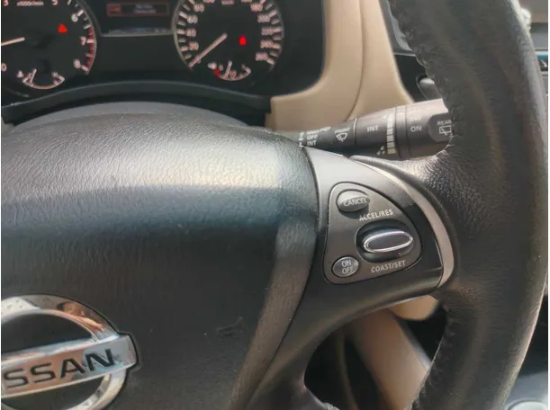 Car image 32