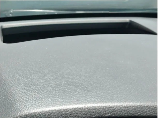 Car image 35