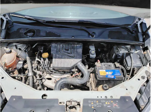 Car image 23