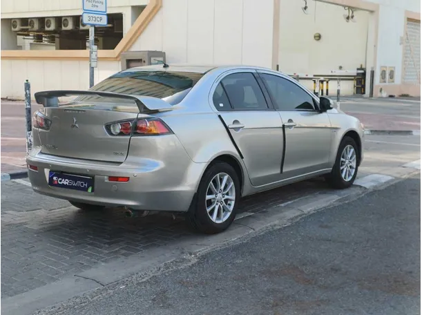 Car image 5