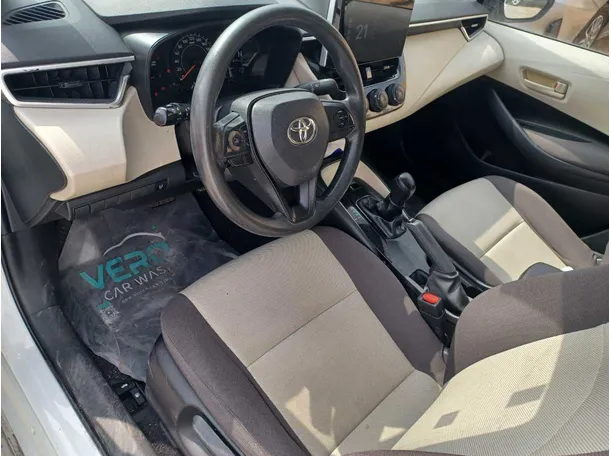 Car image 11