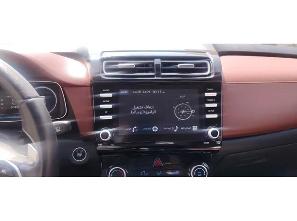 Car image 19