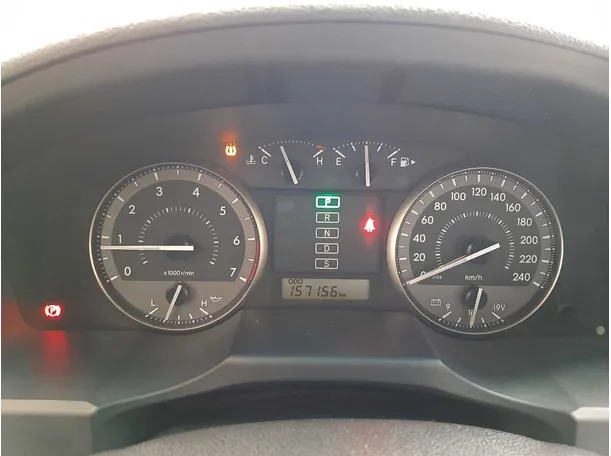 Car image 36
