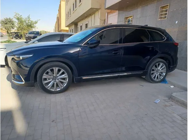 Car image 6