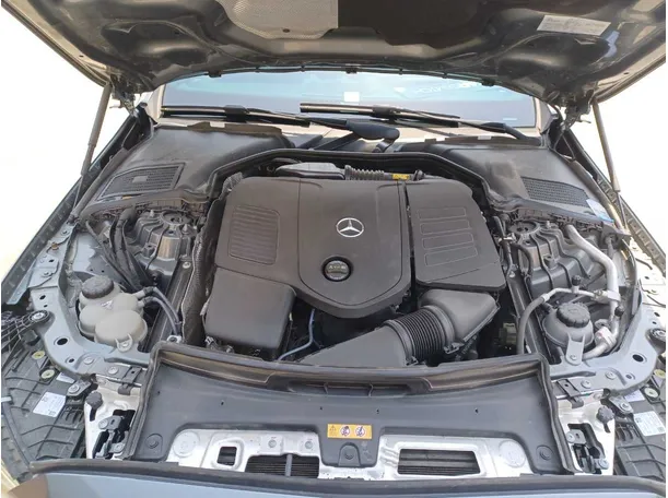 Car image 25