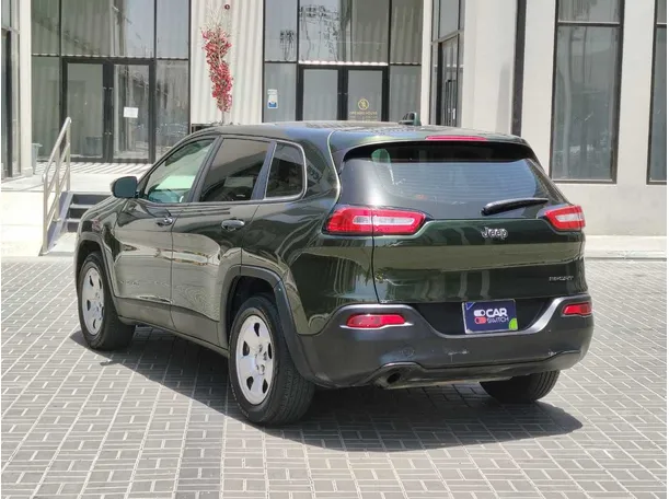 Car image 7