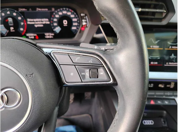 Car image 42