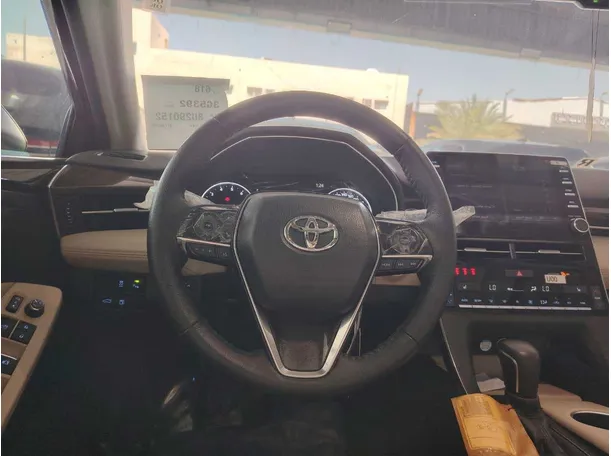 Car image 25