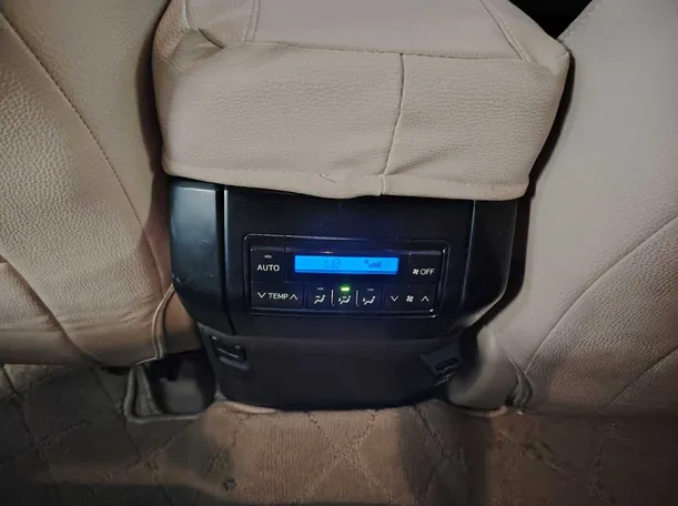 Car image 42