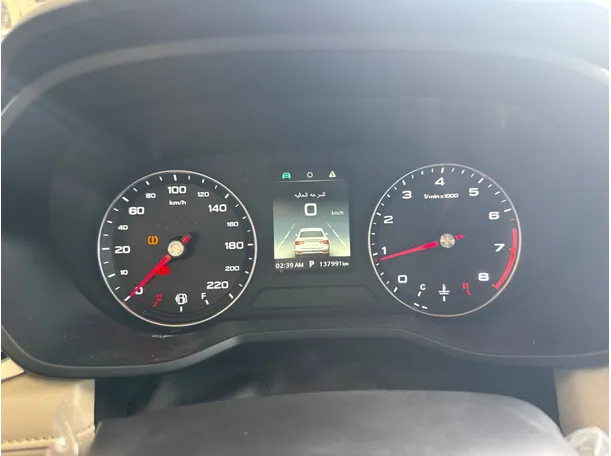 Car image 9