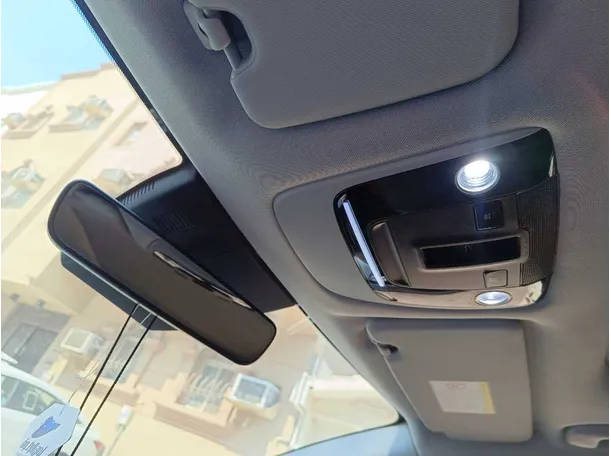 Car image 29