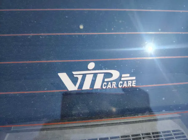 Car image 28