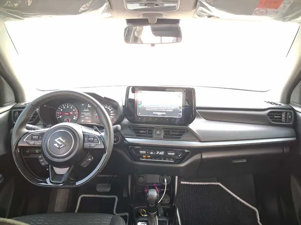 Car image 13