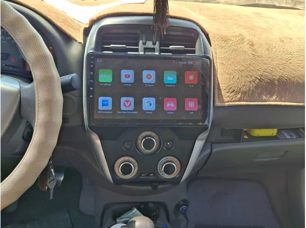 Car image 17