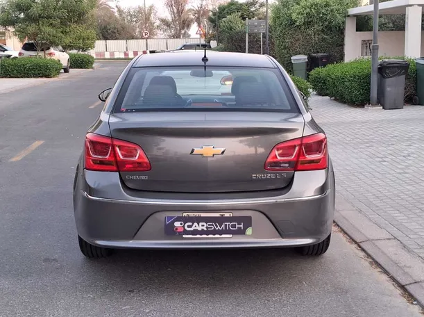 Car image 6