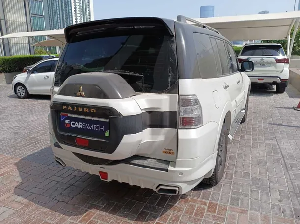 Car image 7