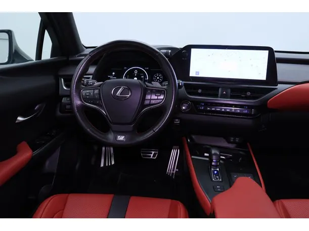 Car image 15