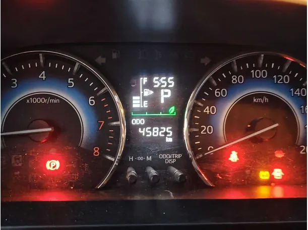 Car image 23