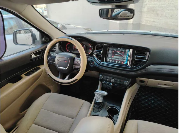 Car image 23