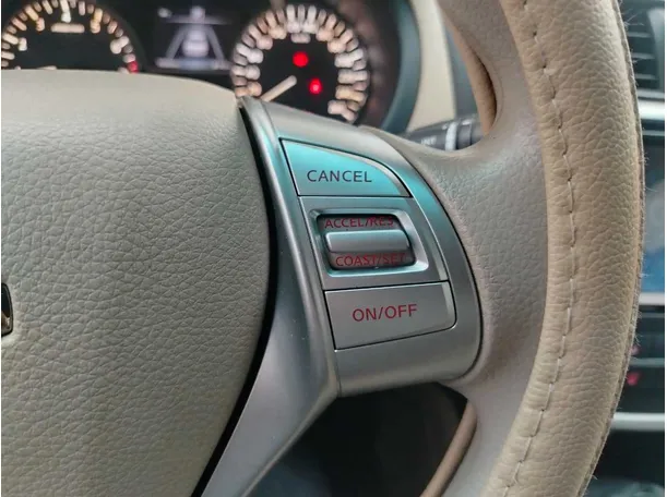 Car image 37