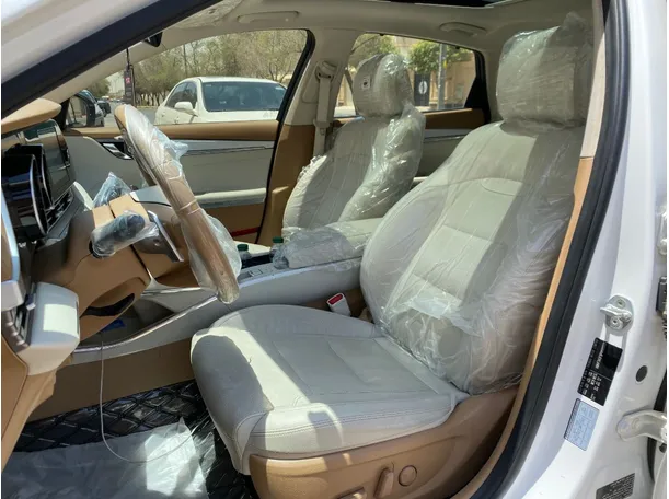 Car image 21