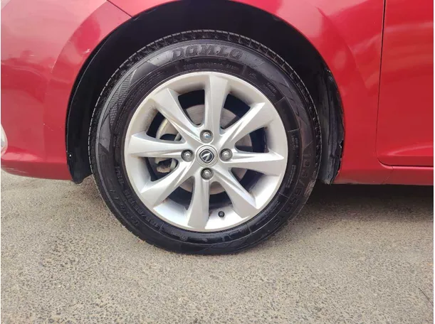 Car image 10