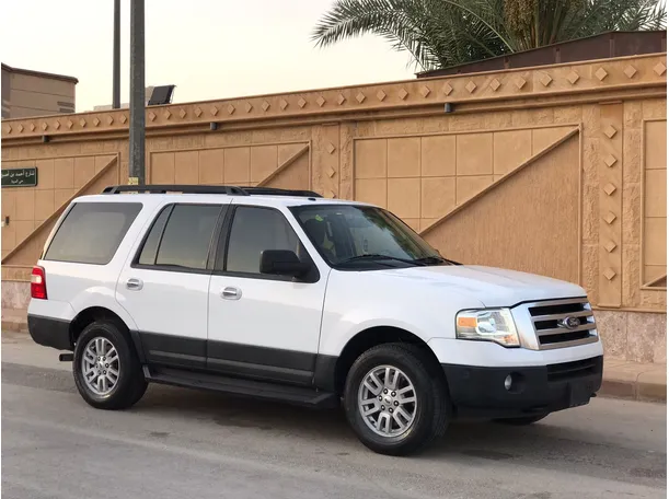 2013 Ford Expedition in KSA