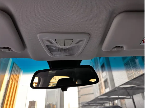 Car image 23