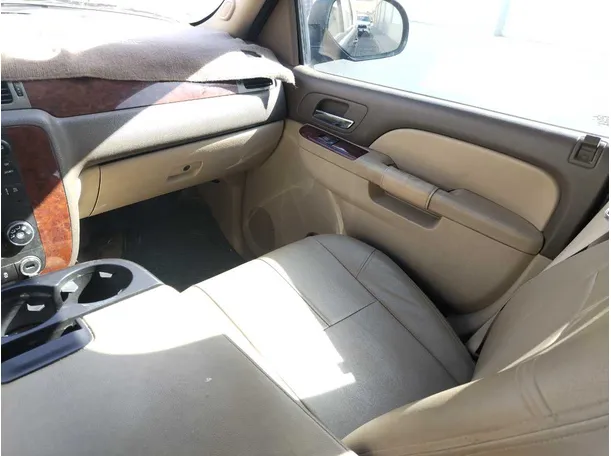 Car image 35
