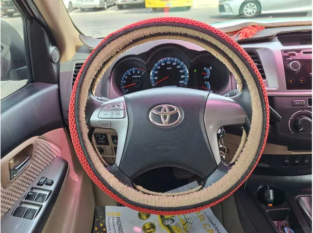 Car image 17