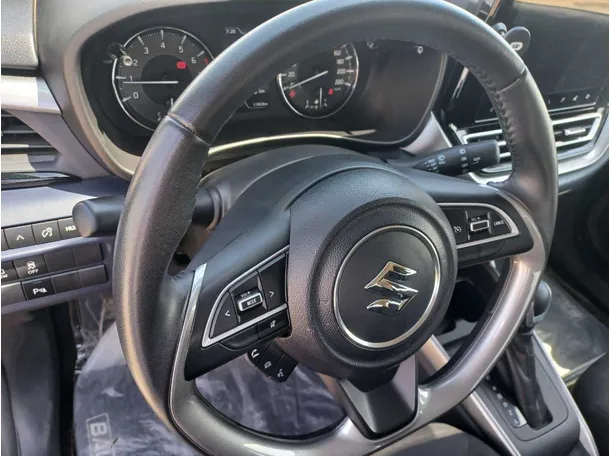 Car image 19