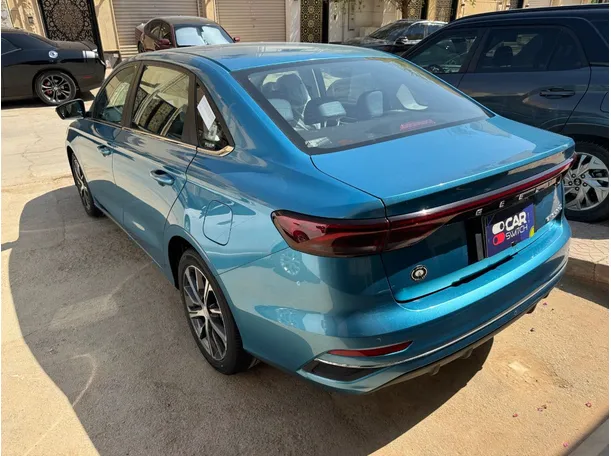 Car image 6