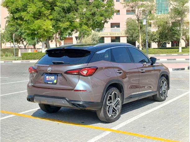 Car image 7