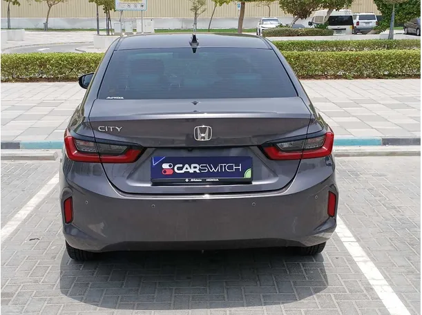 Car image 6