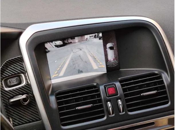 Car image 30