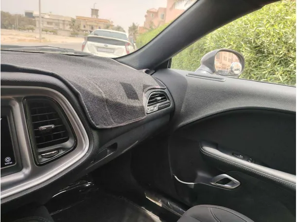 Car image 33