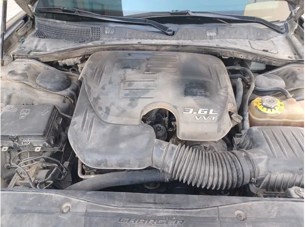 Car image 20